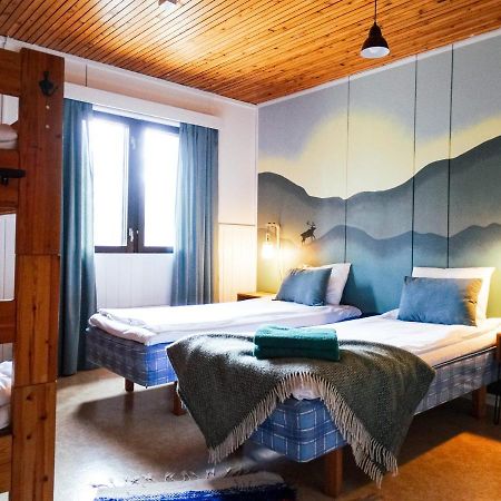 Silver Fox Hostel Äkäslompolo Buitenkant foto