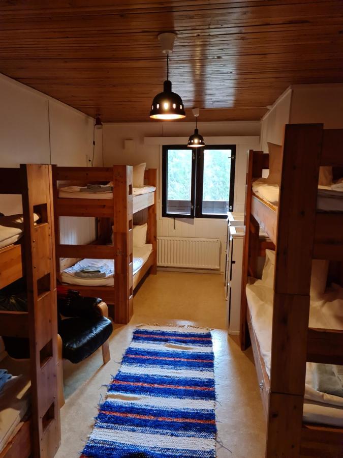 Silver Fox Hostel Äkäslompolo Buitenkant foto