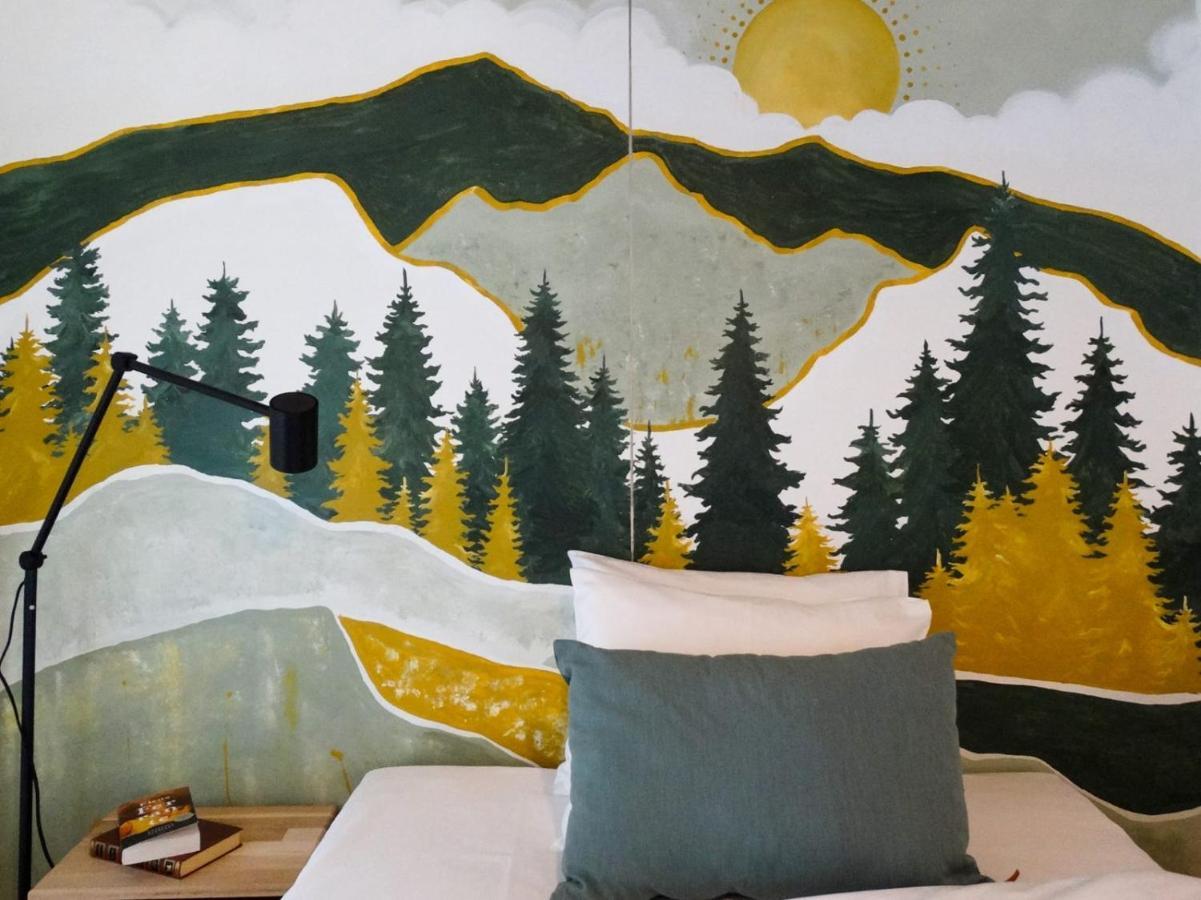 Silver Fox Hostel Äkäslompolo Buitenkant foto